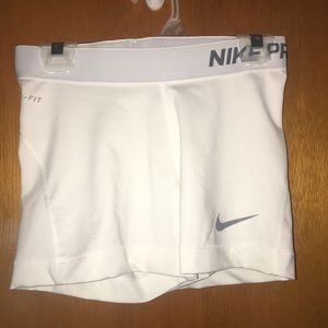 Nike Pro